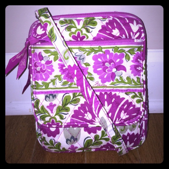 New Condition---Vera Bradley Mini Hipster Bag