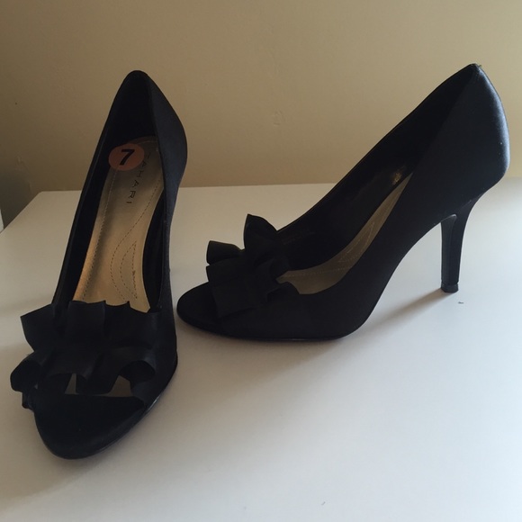 Tahari Black Satin Heels
