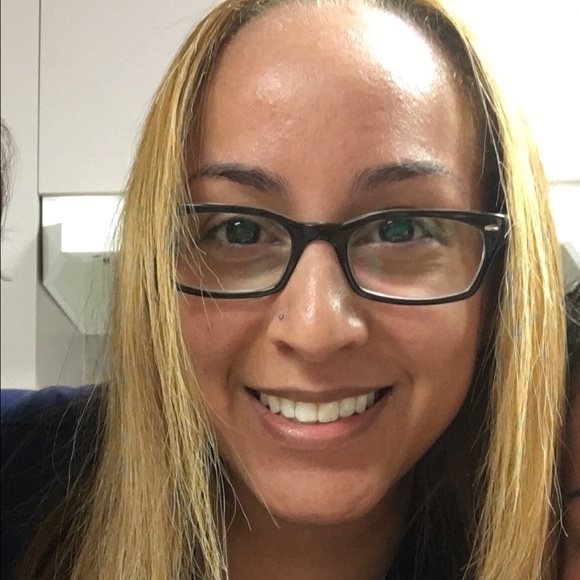 Meet your Posher, Chenea