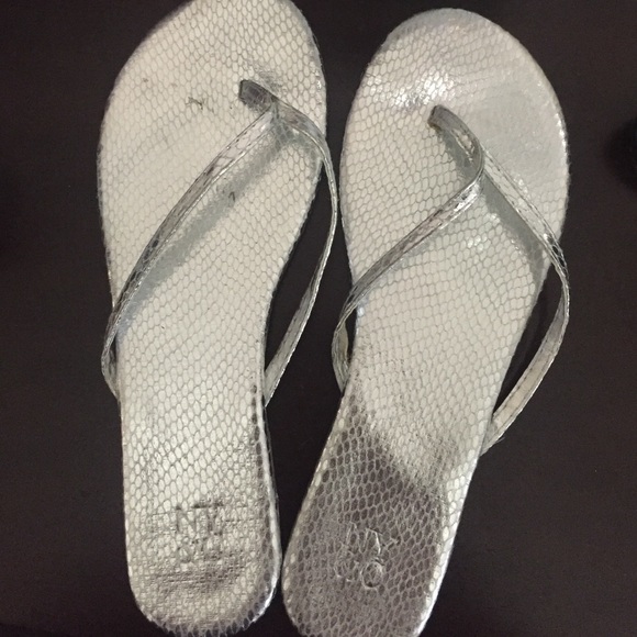 Silver Sandals - Picture 1 of 3