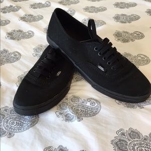All Black Vans BARELY WORN