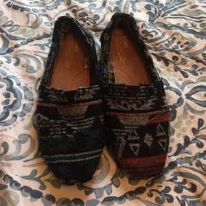 Aztec print Toms