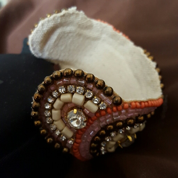 Cuff Bracelet - Picture 4 of 4