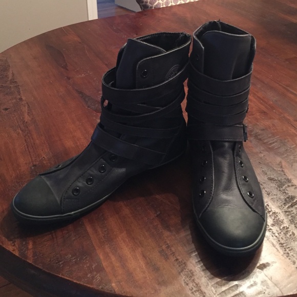 Converse Chuck Taylor's (RARE)