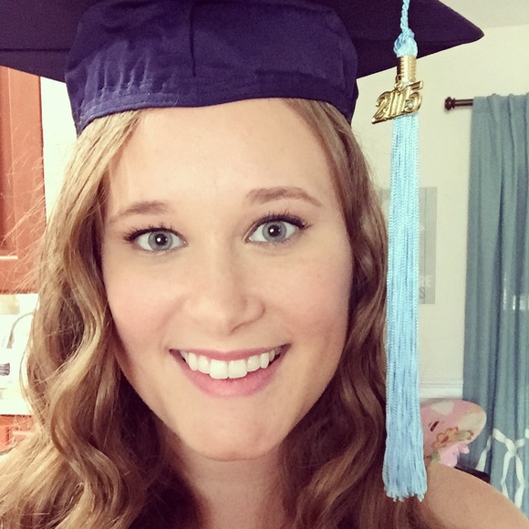 💕 Meet Your Posher, Amanda - Picture 2 of 4