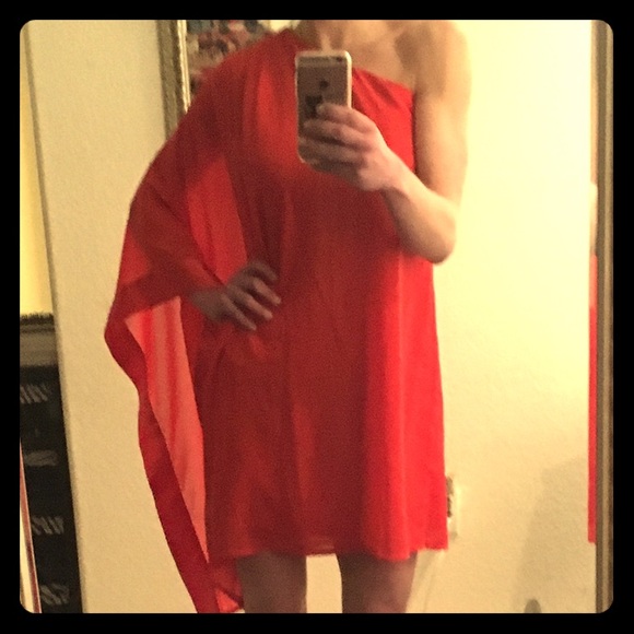 Gauzy off the shoulder dress - Picture 1 of 3