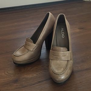 Never Worn Aldo Leather Loafer Pumps