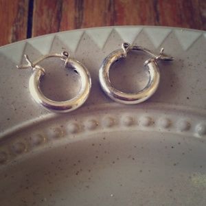 Sterling silver small hoop earrings