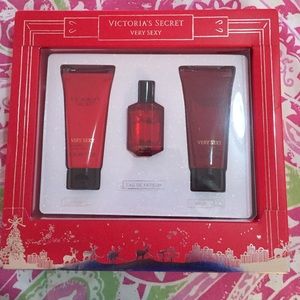 Victoria Secret Very Sexy Set:lotion, perfume,wash