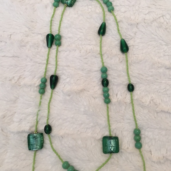 Fun long green necklace