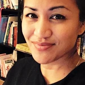 Meet your Posher, Elena