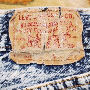 Urban Renewal High Waist Levi Shorts