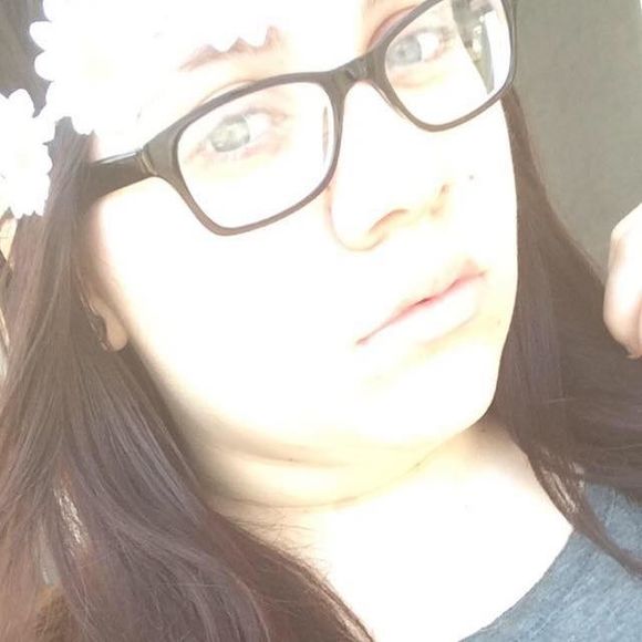 Meet your Posher, Marlee - Picture 1 of 1