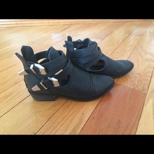 Forever 21 buckle booties