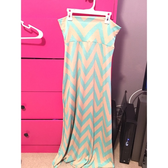maxi skirt