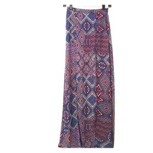 Summer time maxi skirt with two slits 💋🎀