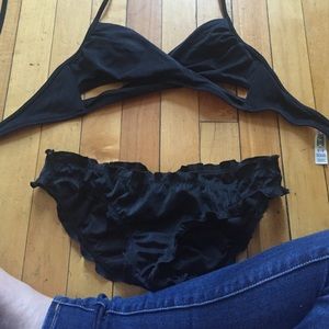 Black vs swim suit sz small