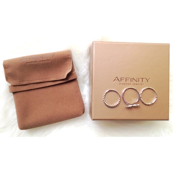 Angel Wing Stack Diamond Rings, Sterling 1/10 cttw - Picture 3 of 4