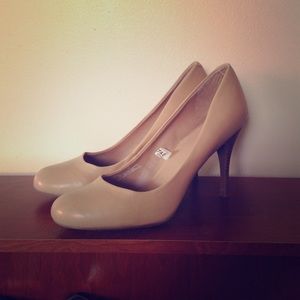 Tan/beige Mossimo heels. Heel height: 4 in.