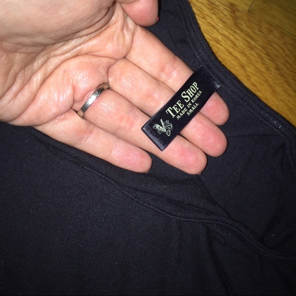 🌟SOLD🌟 VS Dream Tees One-Shoulder 3/4 Dolman Top - Picture 3 of 3