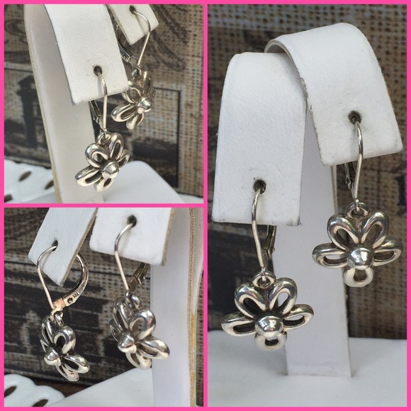 VTG Sterling Silver Signed Flower Lever backs - Picture 2 of 4