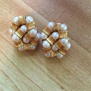 Vintage Gold and Pearl Clip on Earrings