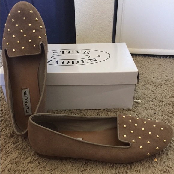 Steve Madden studded flats