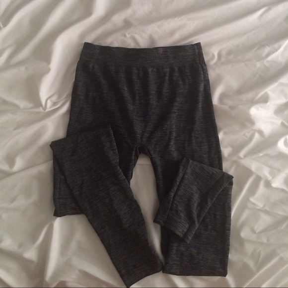 Grey workout leggings