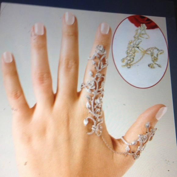 💍Finger Knuckle Band Crystal Chain Ring sz7 🛍