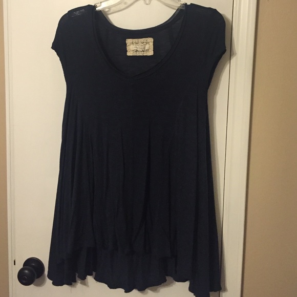 Lowest price💥Anthropologie Black/Dark Navy Tee💥