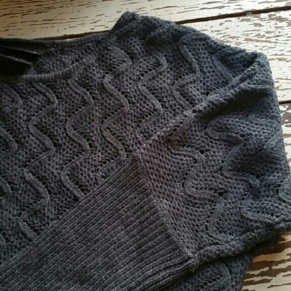 Dresses & Skirts - NWOT! GREY SWEATER DRESS.