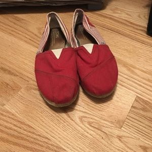 Toms flats size 8.5