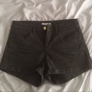 H&M Green high waist shorts
