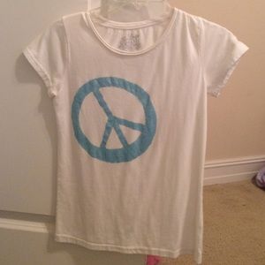 White peace sign t-shirt!