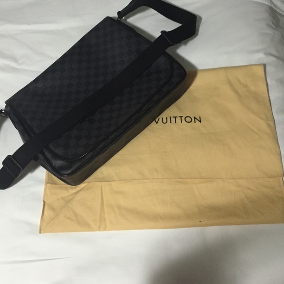 Louis Vuitton - Daniel GM