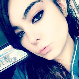 Meet your Posher, Kalie