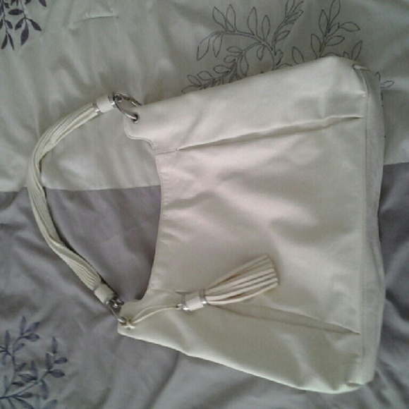 FINAL MARKDOWN 💕 Dana Buchman Hobo