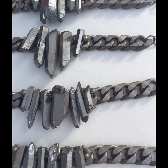 Adia Kibur Quartz Stone Statement Bracelet NWT - Picture 4 of 4