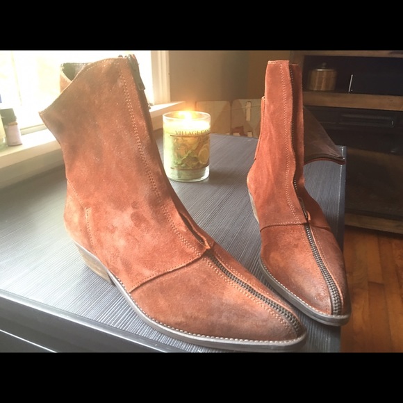 Free People NWT Booties*WEEKEND SALE* - Picture 2 of 4
