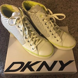 DKNY Sneakers