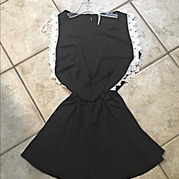 Stunning black and crochet romper! LAST ONE - Picture 3 of 4