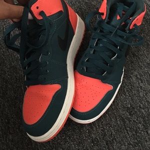 Air Jordan 1 Retro High BG