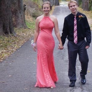 XSCAPE SIZE 6 (bought from Macy's)