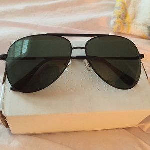 SALE‼️ black aviators