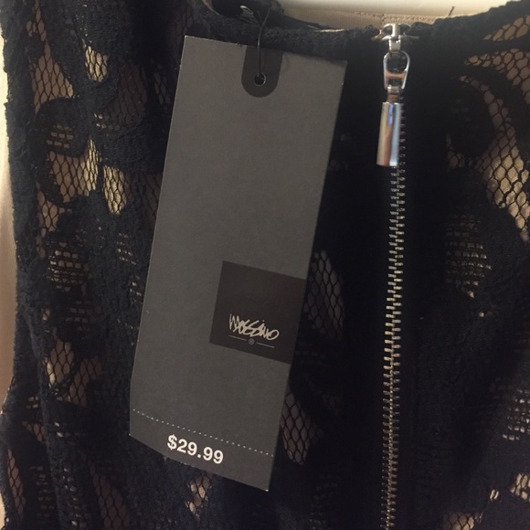 Dress - Picture 3 of 4