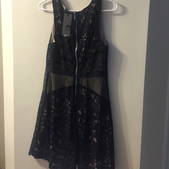 Dress - Picture 4 of 4