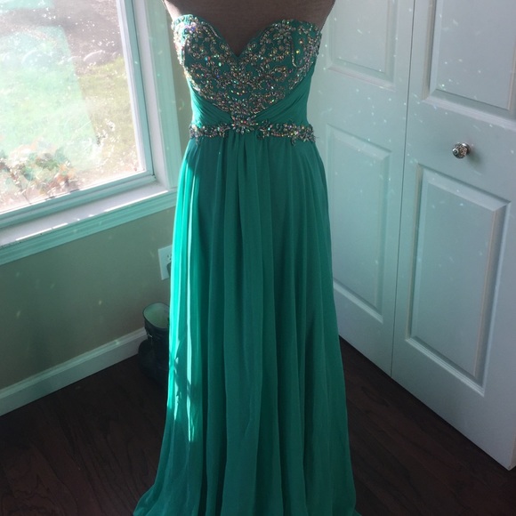 NWOT Gorgeous Teal Jeweled Prom Dress - Picture 1 of 4