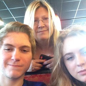 Meet your Posher, Chase