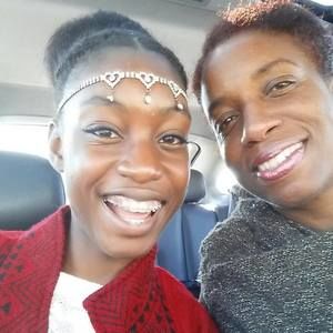 Meet your Posher, Simone