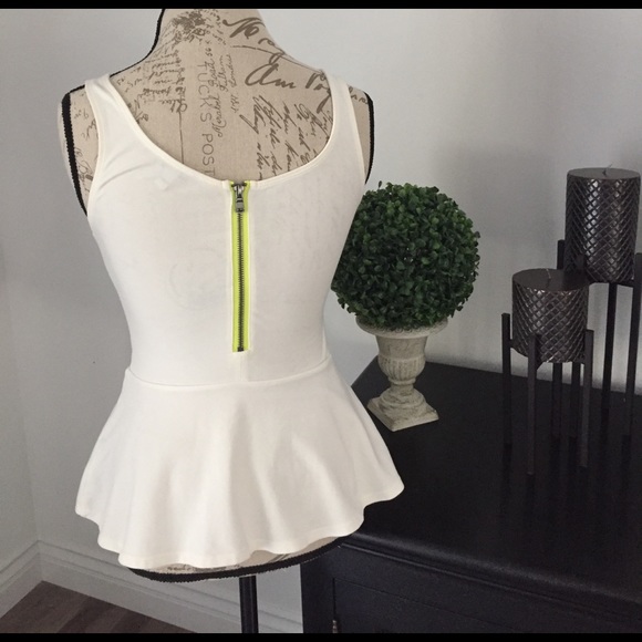 Top - Picture 3 of 3